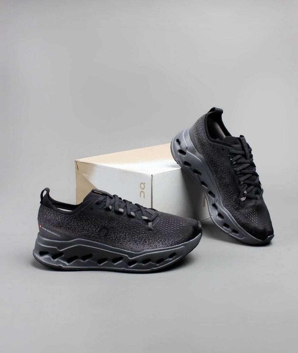 On Running Cloudsurfer Max Black Eclipse