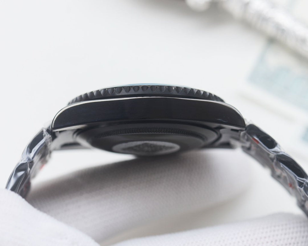Rolex Turquoise Blue Dial Black Bracelet Watch — detail