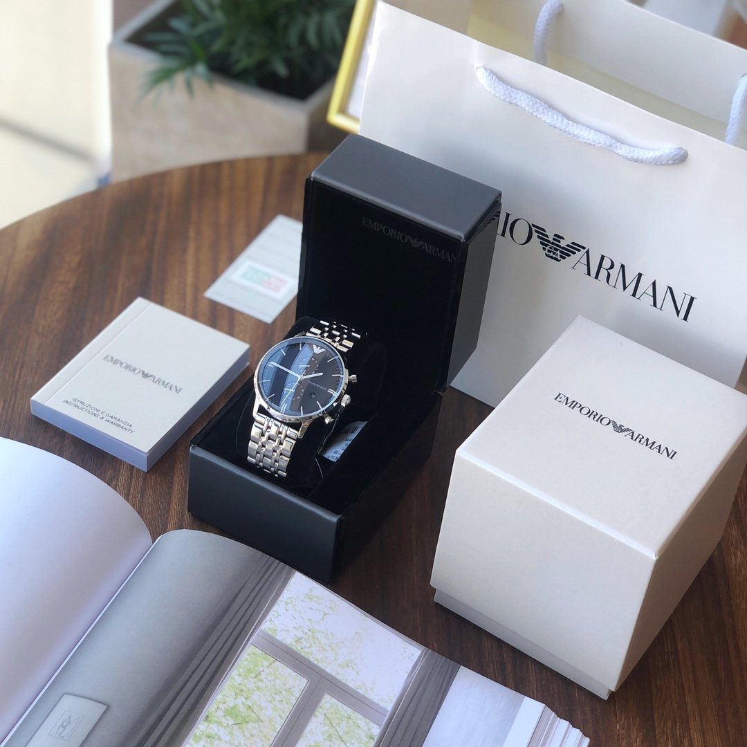 EMPORIO ARMANI Black Dial Silver Bracelet Watch — front