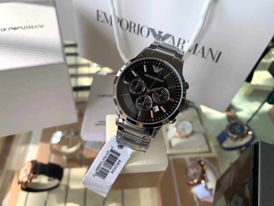 EMPORIO ARMANI Black Dial Bracelet Watch — front