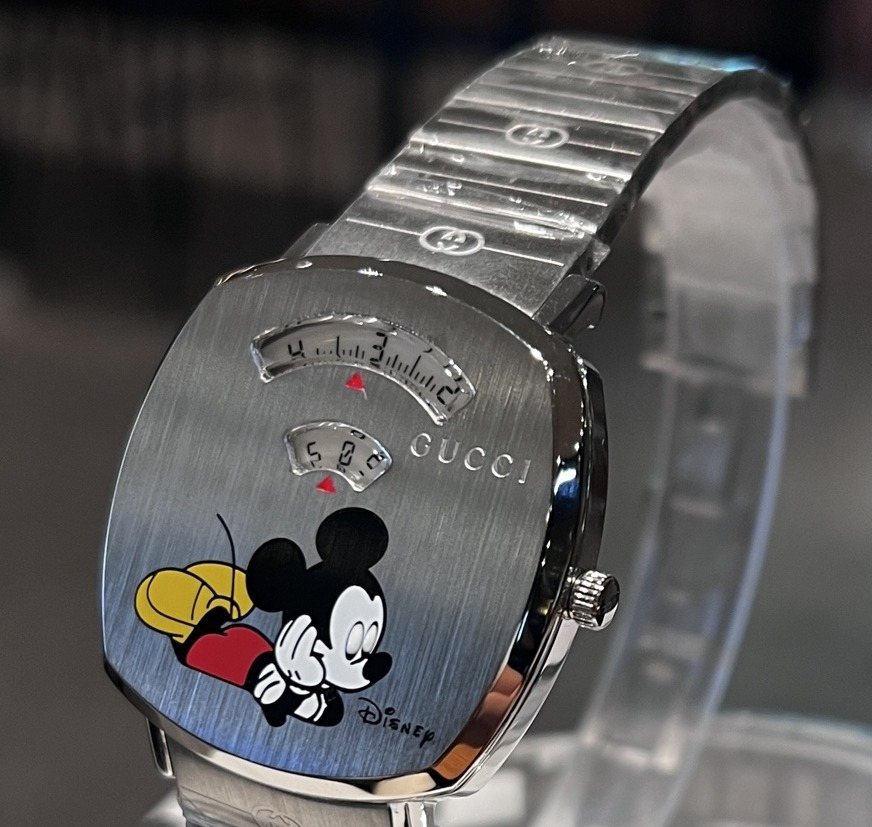 Gucci Silver Character Dial Watch — hero