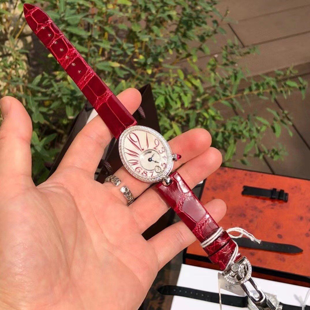 GaGa Milano Burgundy Red Crystal Bezel Watch — model