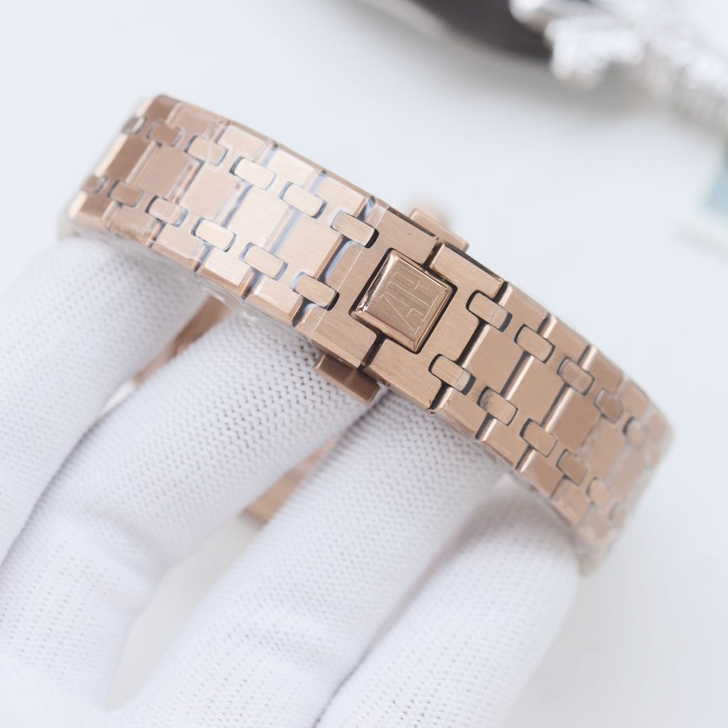 Audemars Piguet Rose Gold Bracelet Watch — detail