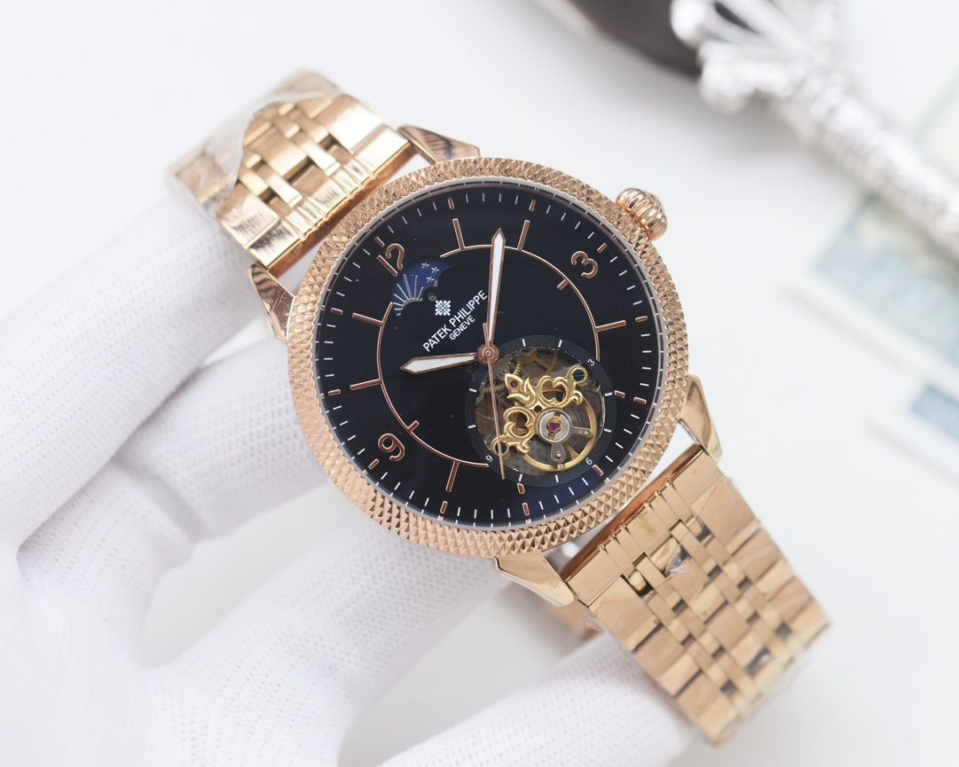 Patek Philippe Black Dial Bracelet Watch — hero