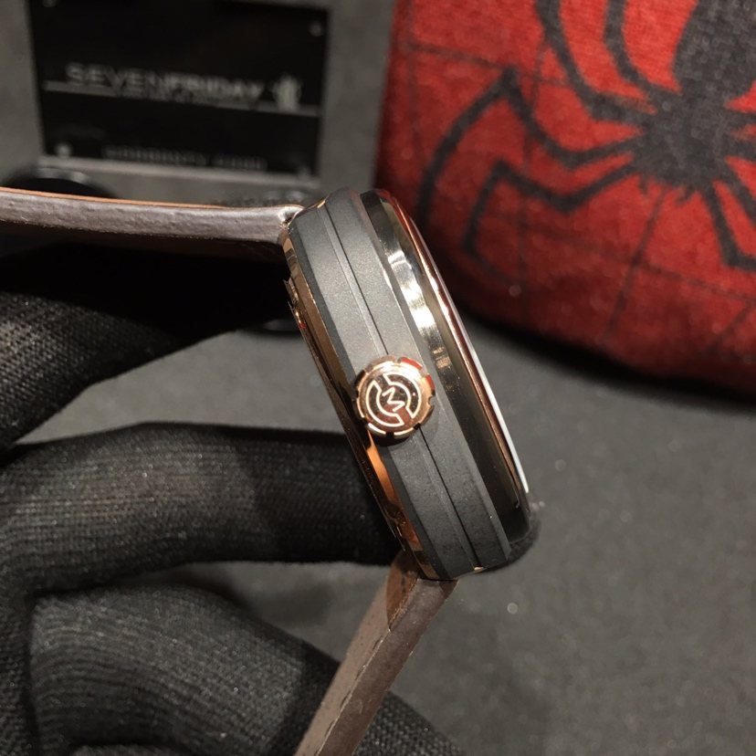 SEVENFRIDAY Gray Dial Leather Strap Watch — side