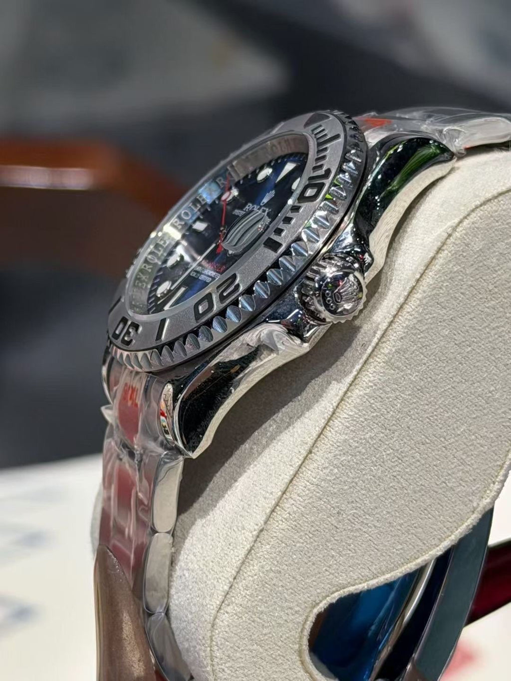 Rolex Blue Dial Metal Bracelet Watch — side