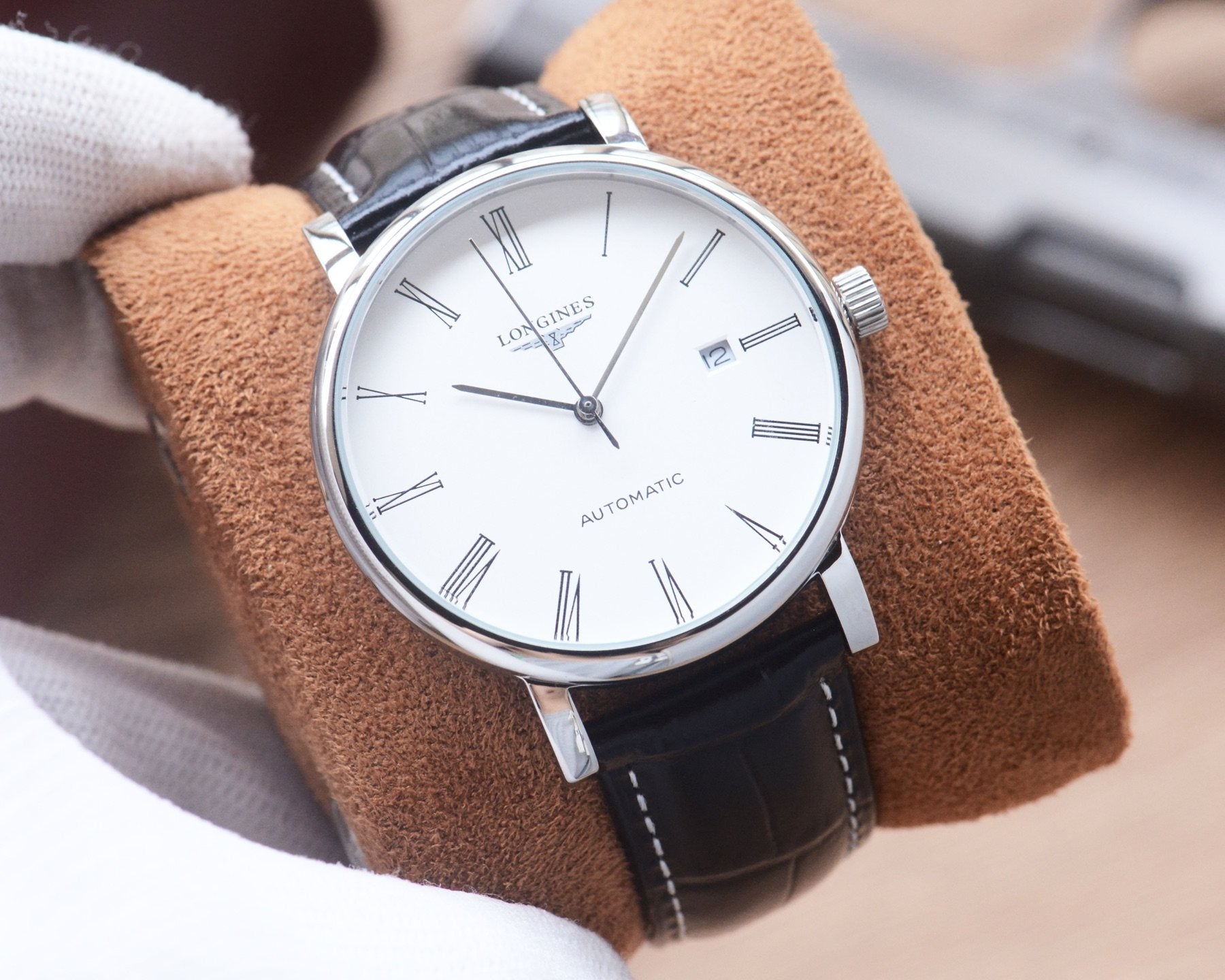 Silver Black White Dial Leather Strap Watch — front