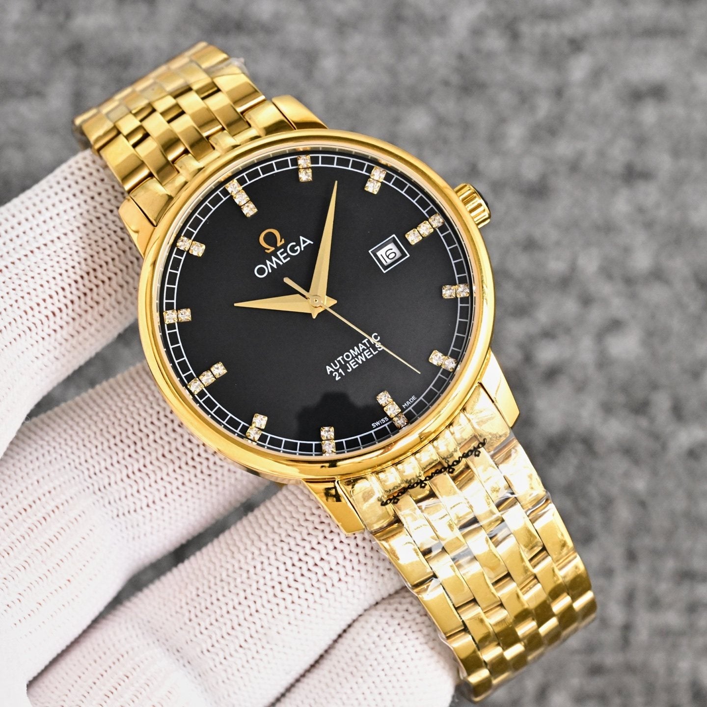 Gold Black Dial Bracelet Watch — hero
