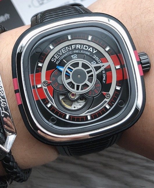 SEVENFRIDAY Black Red Accent Watch — hero