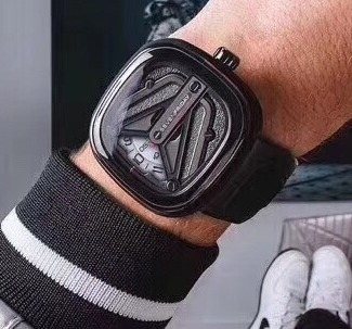 SEVENFRIDAY Black Gunmetal Y-Wing Watch — model