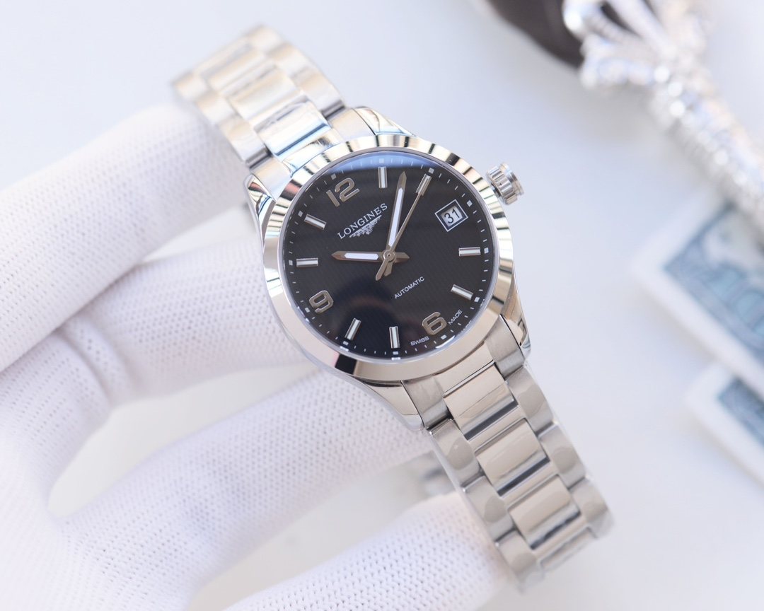 LONGINES Silver Black Dial Bracelet Watch — hero