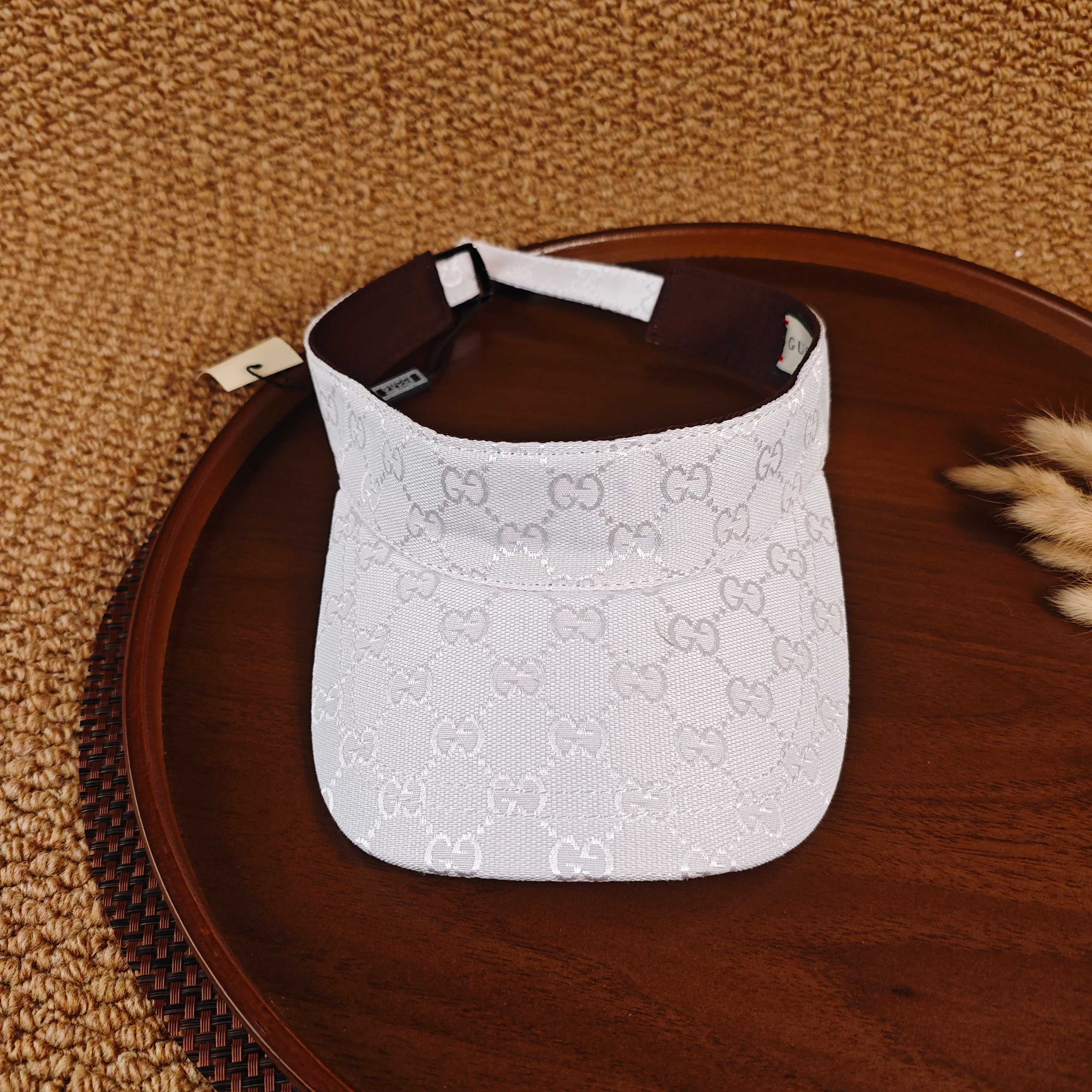 GUCCI GG Monogram Canvas Sun Visor